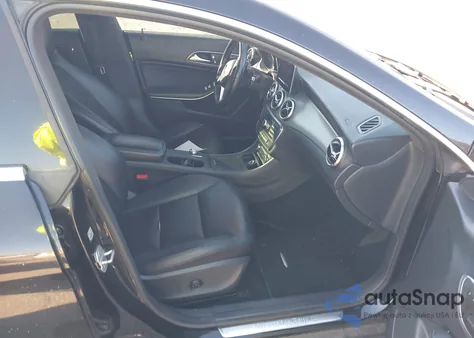 2014 Mercedes-Benz Cla 250 z USA, uszkodzony, nr VIN WDDSJ4EB9EN048054